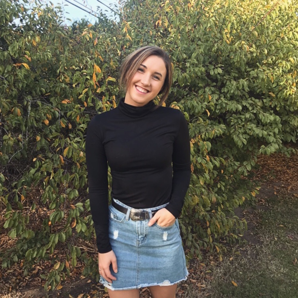 Meet your Posher, Halee